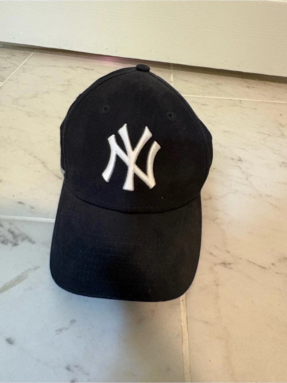 New Era New York Yankees Black Adjustable Cap